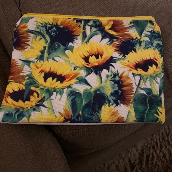 Attic Salt Handbags - Cosmetic bag